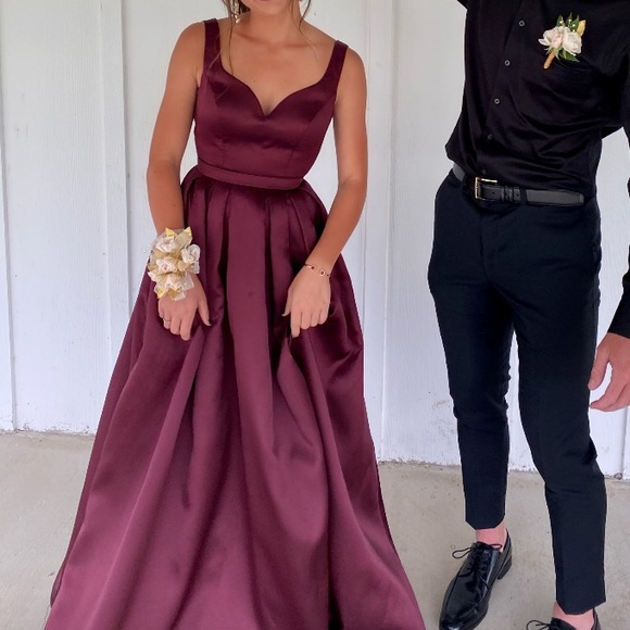 B.darlin (Dillards) Burgandy Satin Ballgown with pockets - Picture 2 of 5